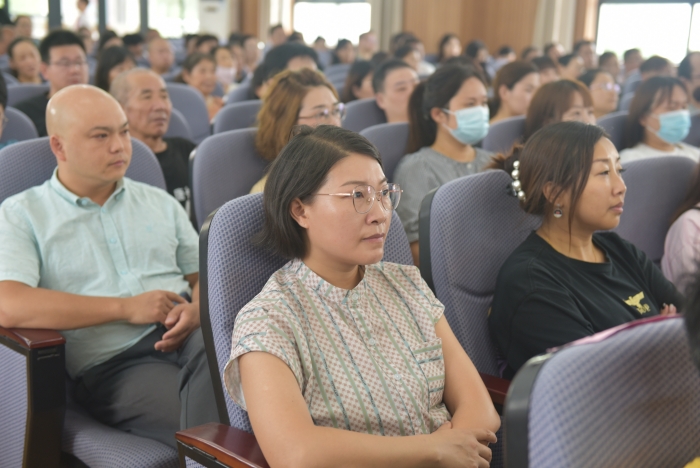 https://wqsyxx.wxlxjy.cn/contents/sitefiles2060/10301139/images/45585184.jpg